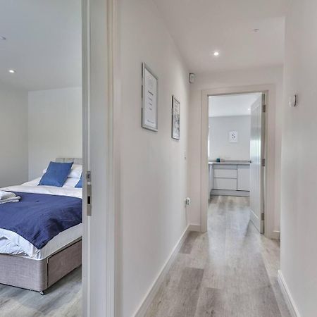 Newly Renovated 3 Bed 2 Bath Apartment & Parking Шефилд Экстерьер фото