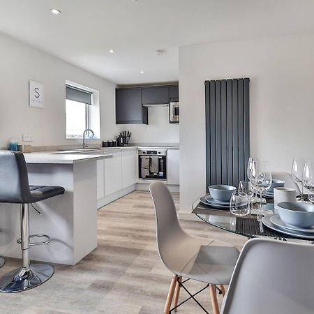 Newly Renovated 3 Bed 2 Bath Apartment & Parking Шефилд Экстерьер фото